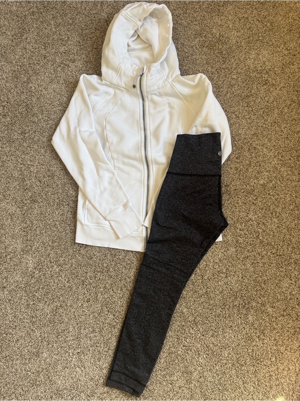 Lululemon set - Sz 10 White Zip Hoodie with Sz 6 leggings